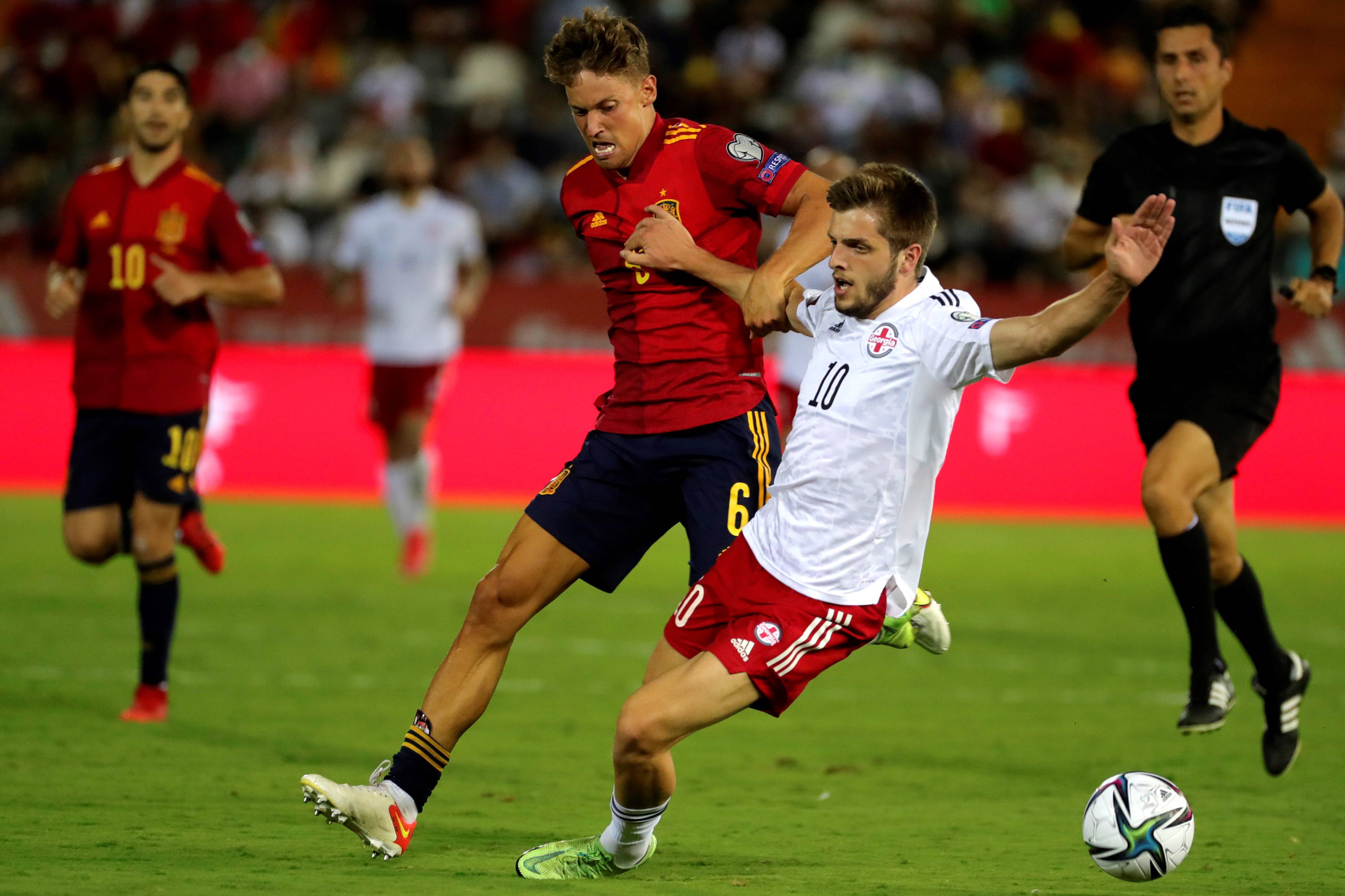 开云体育入口-关于欧洲杯预选赛精彩绝伦，球员奋力拼搏的信息