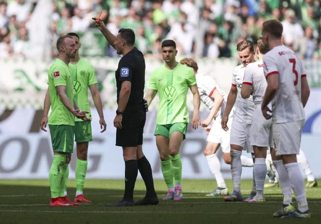 主力伤停成隐患，球队战绩受挫的简单介绍