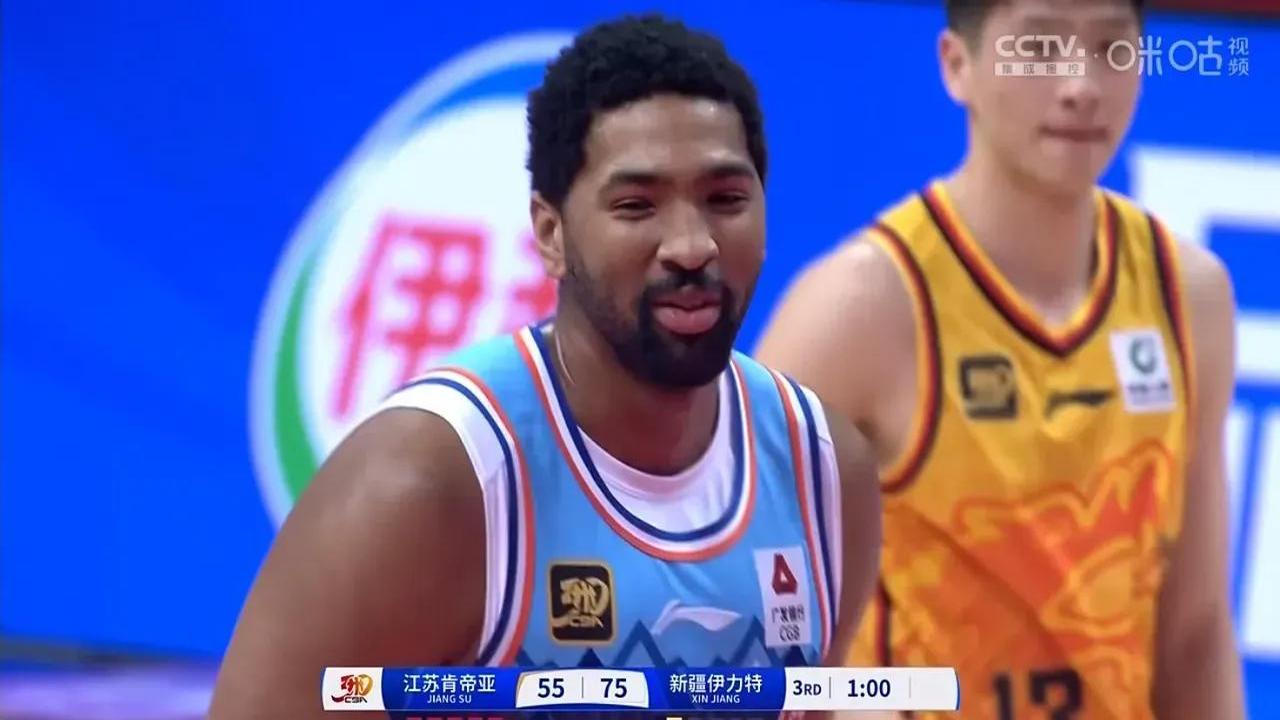 开云体育亚洲官网-卡尔斯鲁厄遇强敌落败，需调整球队阵容的简单介绍