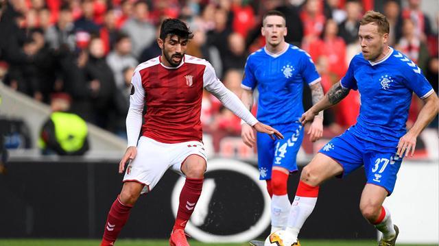 里昂教练组研究对手战术，决胜关键之战的简单介绍