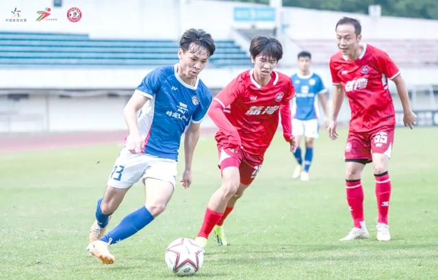 开云体育app-德甲劲旅积极引援，壮大实力争胜冠军宝座