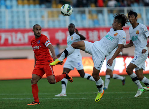 开云体育官网入口-包含武汉卓尔客场失利，战绩出现波动的词条