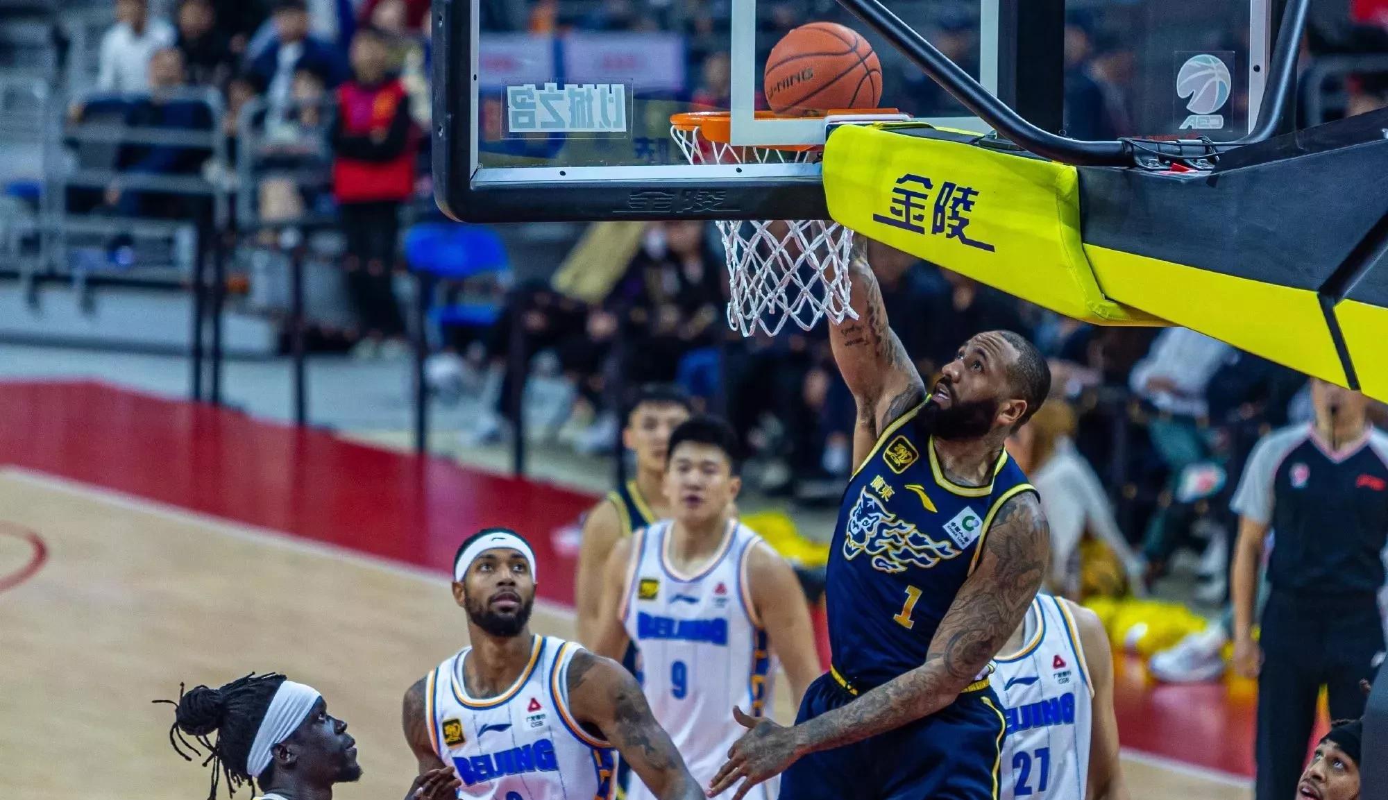 关于东部篮球联赛迎来激烈对决，精彩纷呈的信息